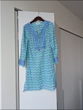 Vineyard Vines Aqua & Blue Chevron Swim Coverup